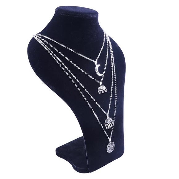 Boho multilayered Charm Pendant Necklace - Picture 3 of 4